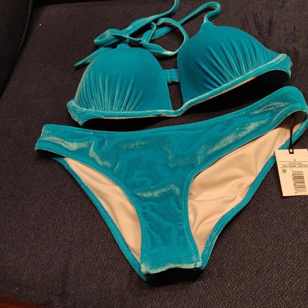 Beautiful two-piece